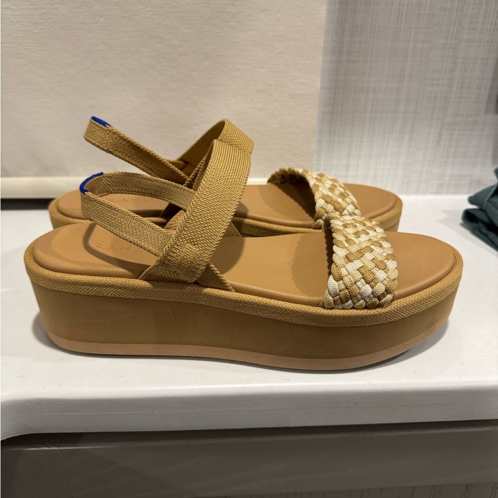 Rothy’s Tan Platform Sandals sz 9